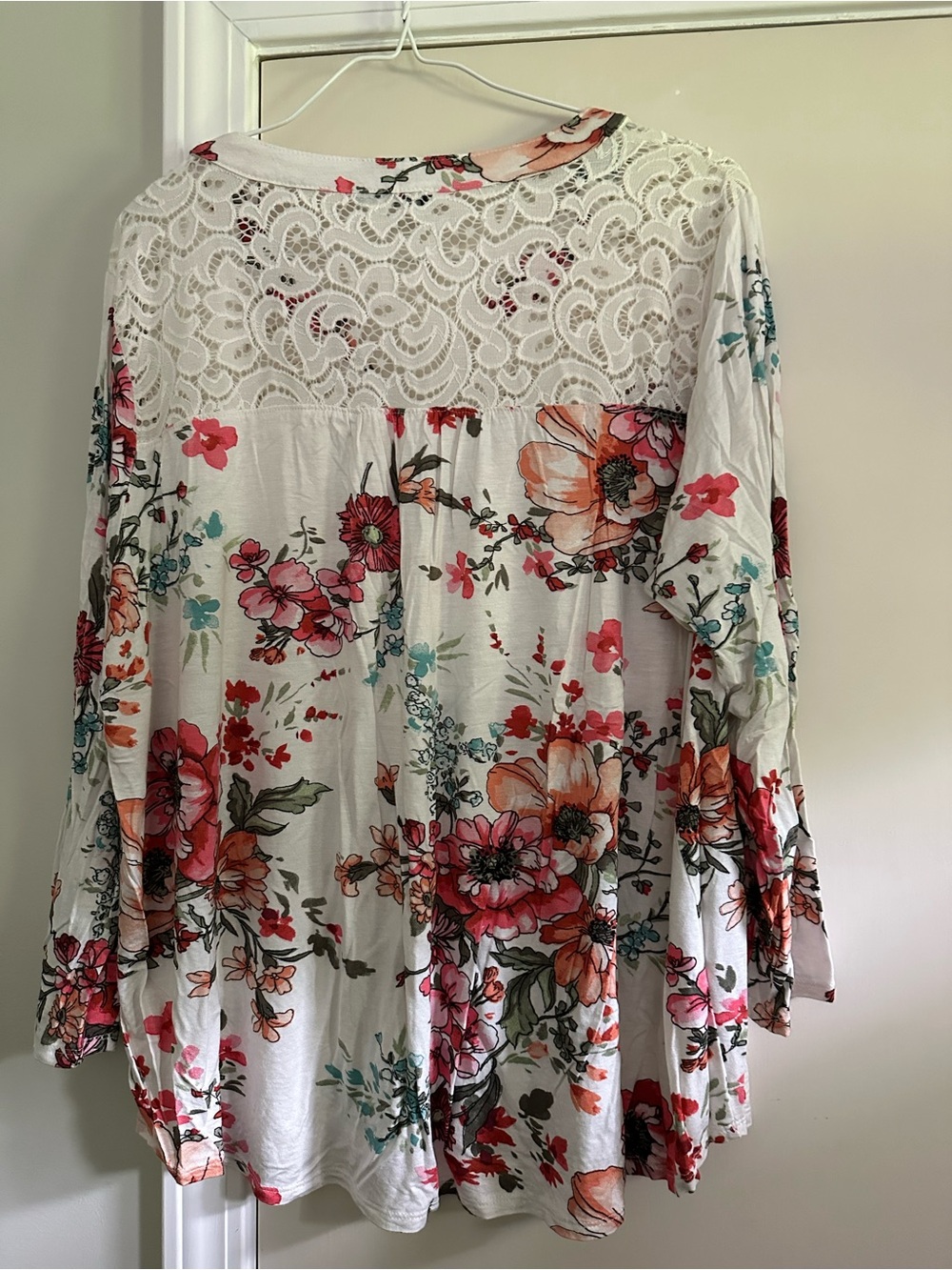 PAPERMOON White Floral Button-Front Lace Yoke Top with Pink & Aqua Blooms - Picture 2 of 3